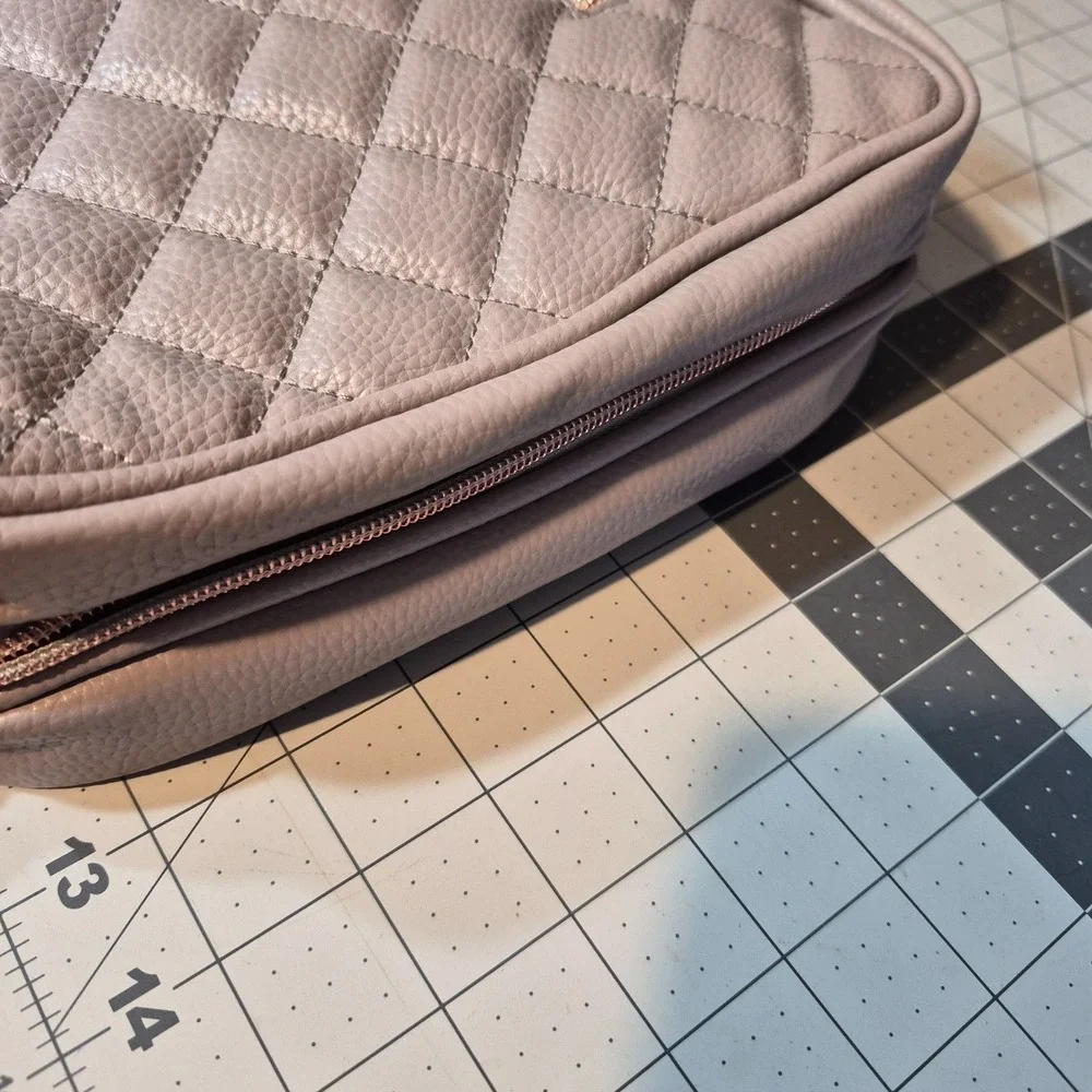 NWOT Ms Lovely Quilted Toiletry Bag Gray PU Leather Modern Sophisticated Classic